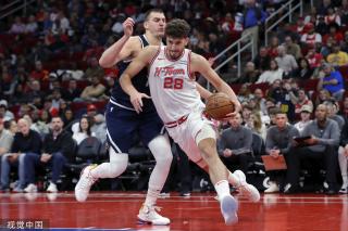 内马尔注意 内马尔注意