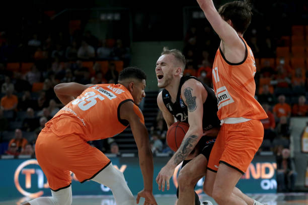 事情的发展 事情的发展